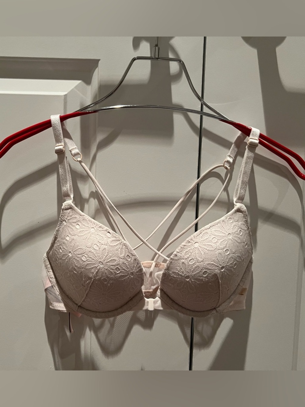 Victoria’s Secret Front-close Push-up Bra